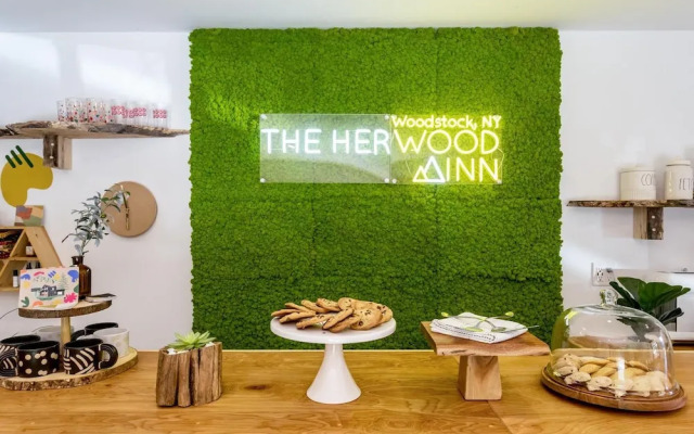 The Herwood Inn