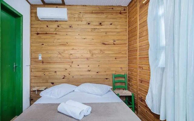 PRJ Cabanas sossegadas na praia do Rosa