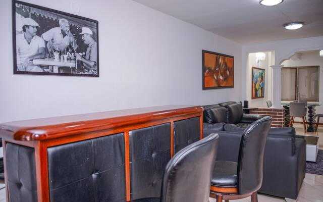 Poblado Brownstone