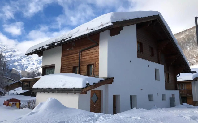 Stilvolle grosszügige 7.5 Zi Maisonette Wohnung 10 Pers