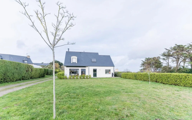 New House With Swimming Pool Near the sea