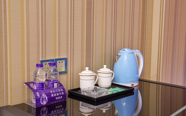 Victoria Hotel Apartment (Xintang Wanda Branch)