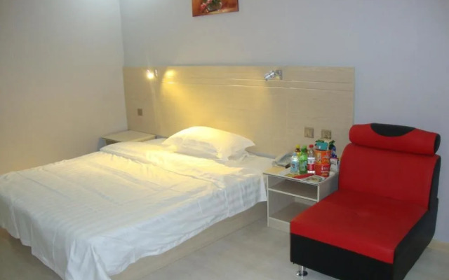 Anyang Lechao Hotel (Railway Station)