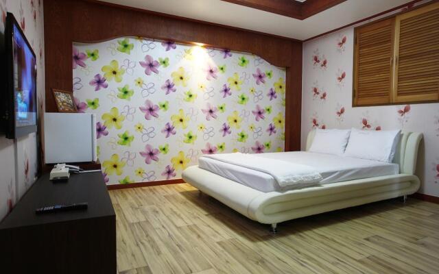 Galleria Hotel