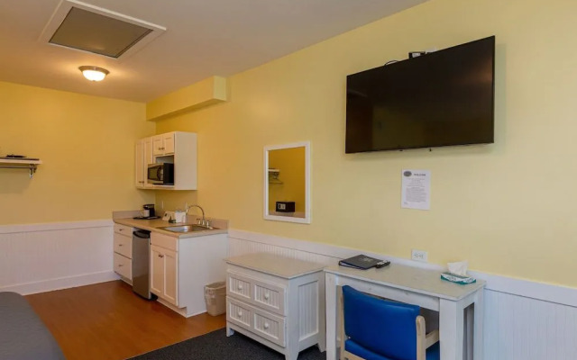 Topsail Shores Inn