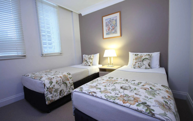 The Manor Apartment Hotel