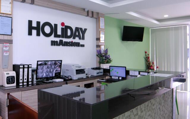 OYO 44054 Holiday Mansion Inn