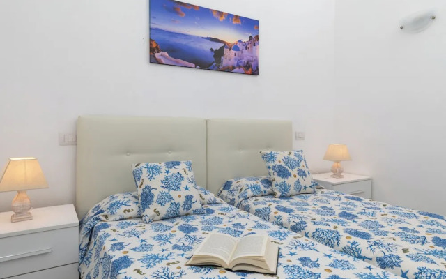 Anemone Apartment with Seaview Terrace