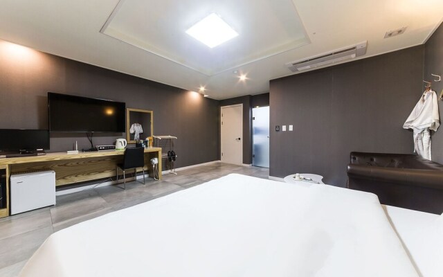 Suwon Hotel Flex