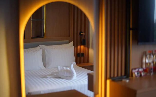 Eagle Hotel Wonosobo, Azana Hotels Collection