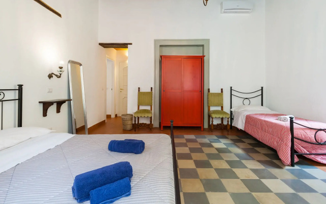 Don Pedro Rooms Vicerè di Toledo in the city center