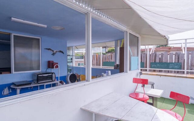Yacht guesthouse - Hostel
