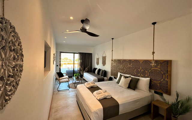 Helios Beach Hotel & Bungalows