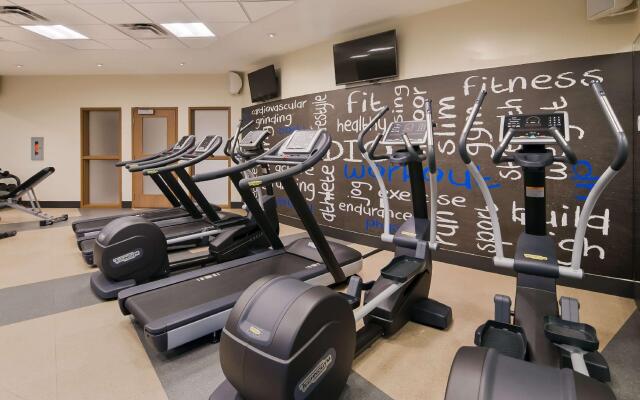 Best Western Plus Sawridge Suites