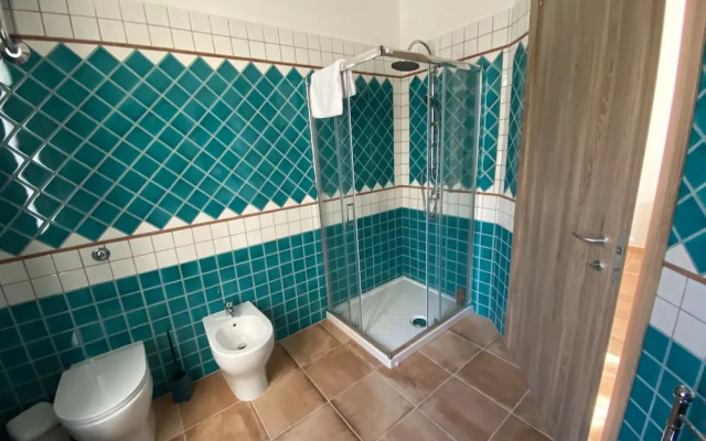 Sui Tetti Di Iglesias