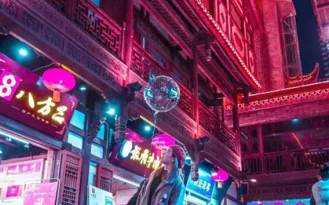 Chongqing Moma Serviced Apartment