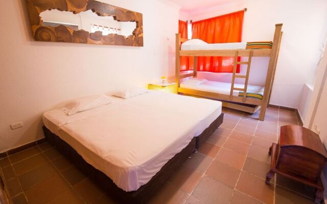 Urantia Boutique Hostel