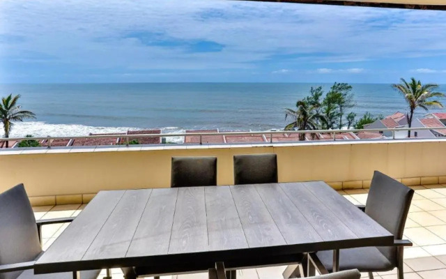 Martinique at Beachfront Apartment in Shakas Rock