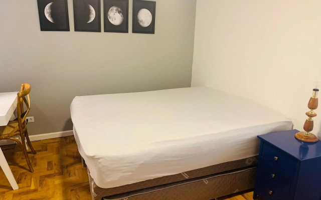 Lindo Sobrado ( 3 min. Consulado EUA)