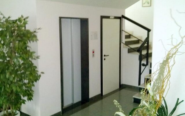 Vinsea Hotel