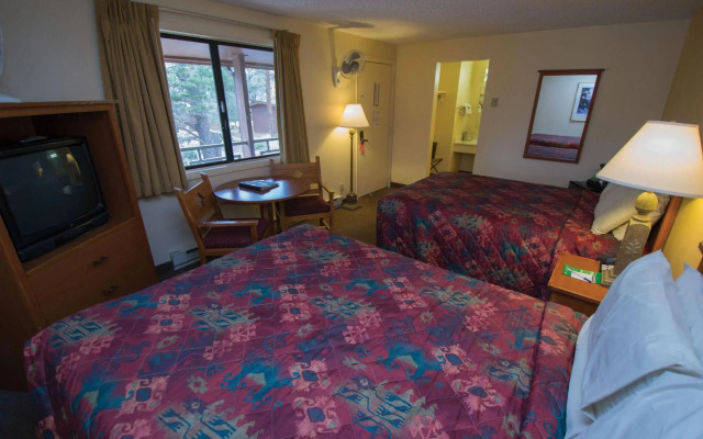 Maswik Lodge - Inside the Park