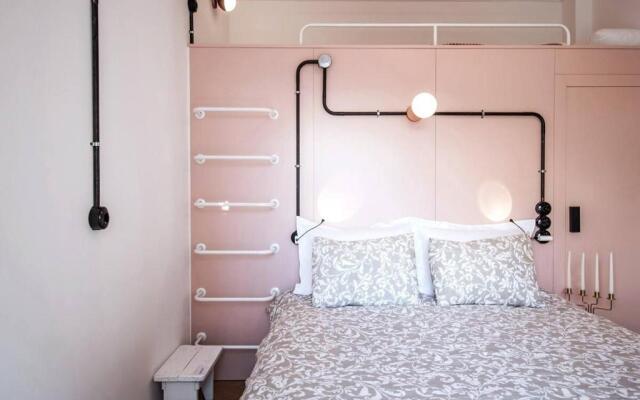 Downtown Boutique Apartment