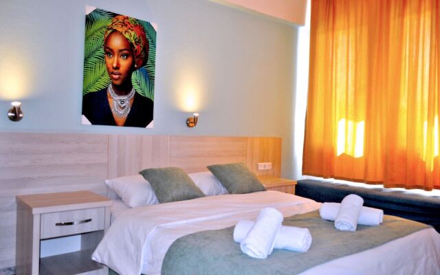 Native Hotel