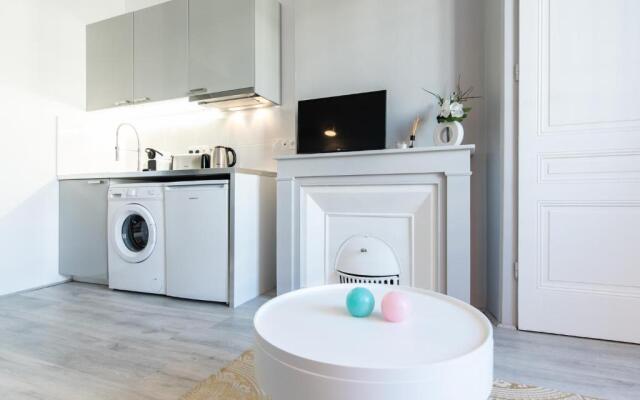 Macé Studio Apartment