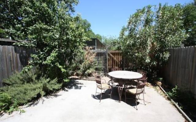 A.L. Patton Suites On Main