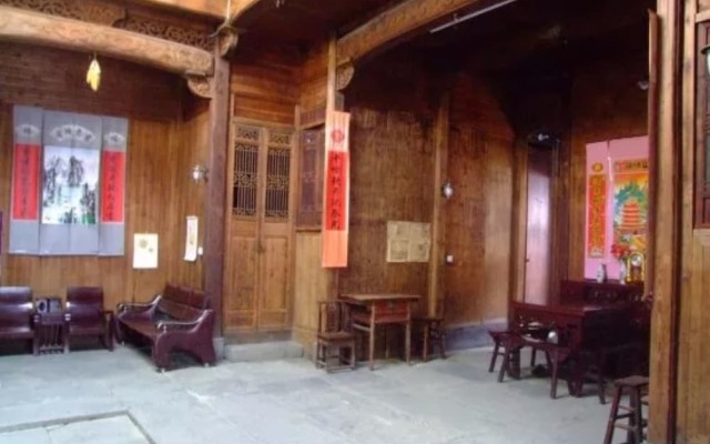 Wuyuan Qingyuan Guanting Guest House