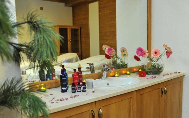 Pirin Golf & Country Club Apartment Complex