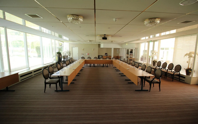 Fletcher Hotel - Restaurant De Witte Raaf