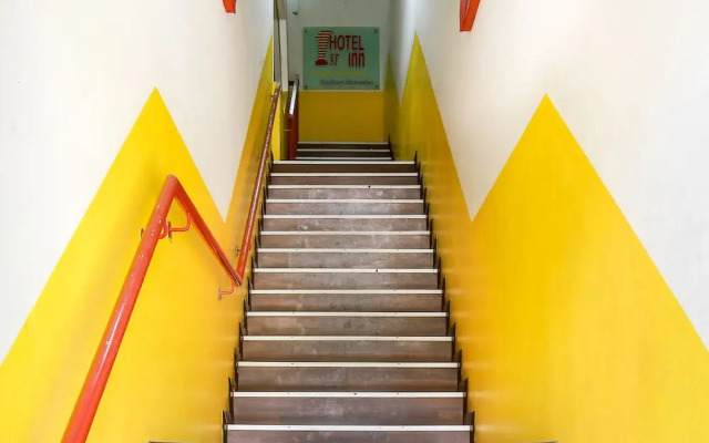 OYO 89639 1st Inn Hotel, Seksyen 20