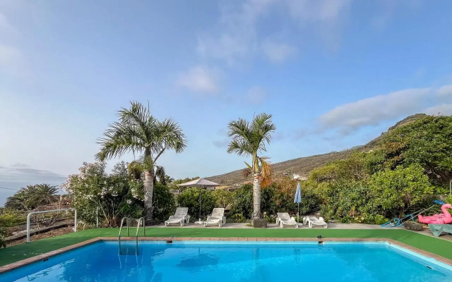 Lightbooking Luymar con piscina Villa de Mazo