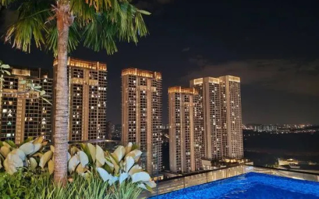 Pavillion Bukit Jalil 【Walk 5 mins】Stylish Studio 2-4 Pax – Pool – Kuala Lumpur