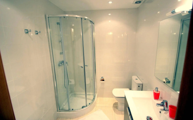 Stopbarcelona Universidad Apartments