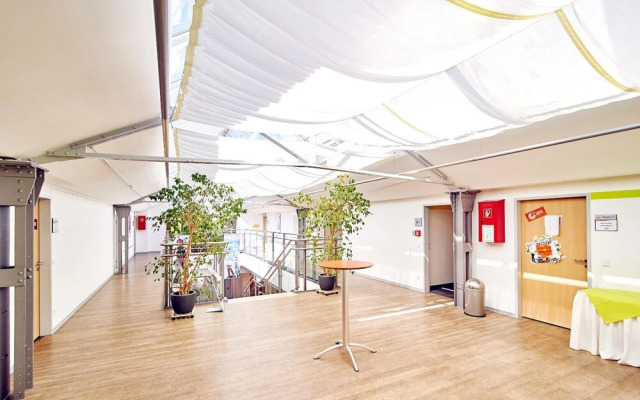 DJH Jugendgästehaus JBB Bielefeld - Hostel