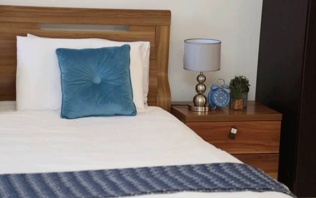 Denver Echo- Executive Guest House