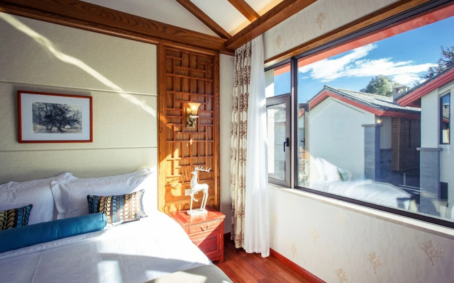 Snowy Sands Resort