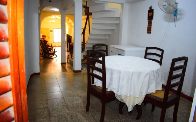 Hostal Cabriales