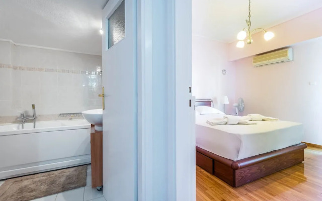 3 bedroom apartment in Palaio Faliro