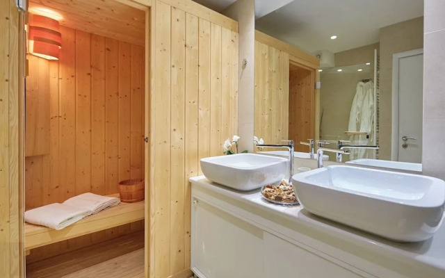 Dubrovnik Deluxe Blue Bayou