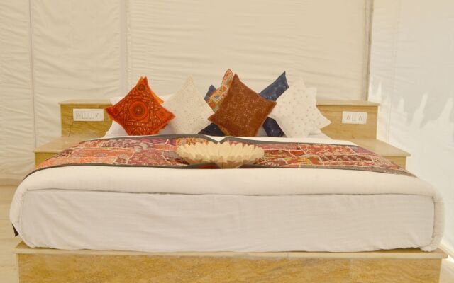 Om Desert Resort