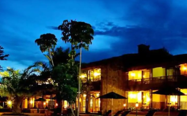 Paraa Safari Lodge