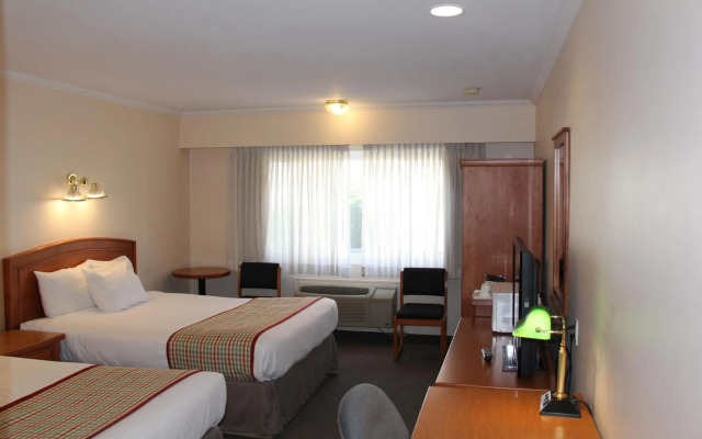Travelodge by Wyndham Kamloops