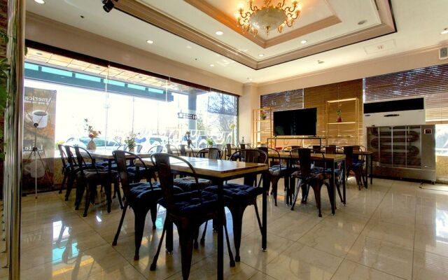 Grand Hotel Pyeongtaek