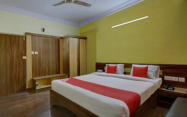Hotel The Blue Ivy by OYO