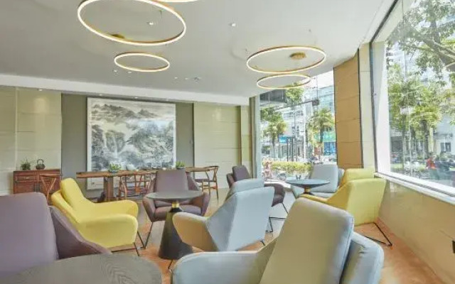 Shiji Xinghe Hotel (Huangshan Tunxi Old Street)