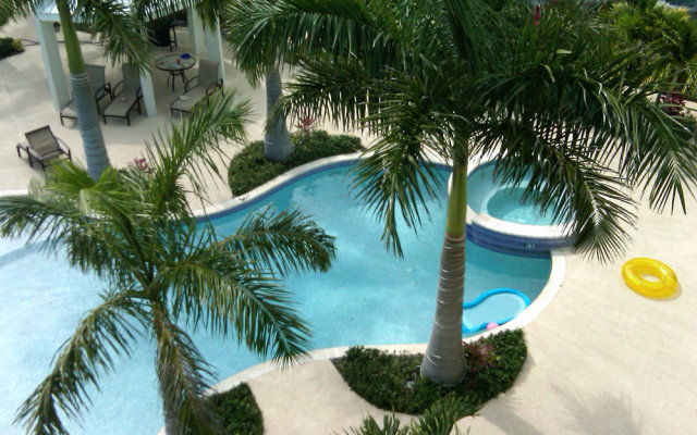 Caribbean Diamond Residences