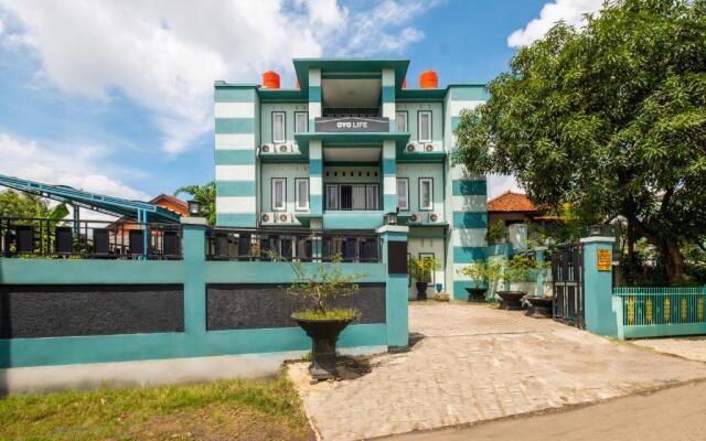 OYO 2676 Cathaleya Homestay Syariah